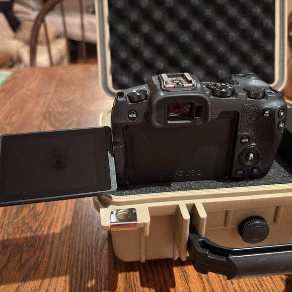 Canon Other - Canon EOS RP Body Only